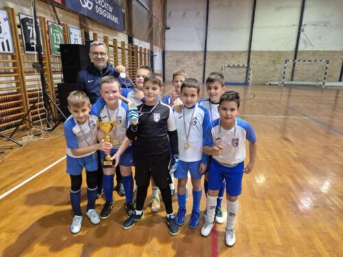 794df7b9-1c6d-4e1d-a7a2-dd66cb5161da